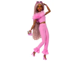 Barbie Deluxe Style Puppe Nr 4 mit weichem rosafarbenem Jumpsuit und rosa und braunen geflochtenen Zoepfchen