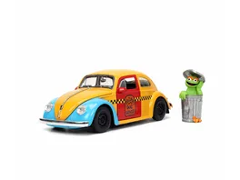 Jada Sesame Street 1959 VW Beetle 1 24