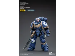 Warhammer 40k Actionfigur 1 18 Ultramarines Primaris Lieutenant Argaranthe 12 cm