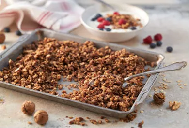 Natursüßes Apfel-Zimt-Granola