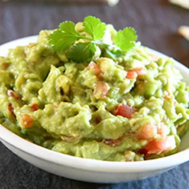 Gyümölcsös Guacamole