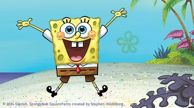Spongebob jubelt vor einer Sandbank im Meer