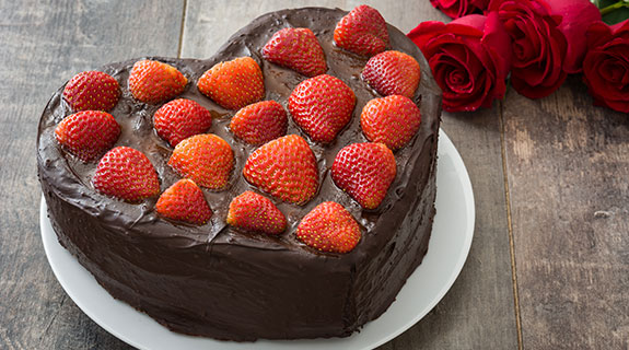 Pastel de chocolate en forma de corazón